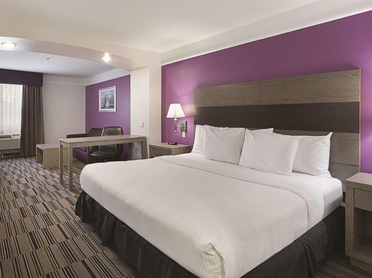 Kemah Edgewater Hotel, Surestay Collection By Best Western Seabrook Exterior photo
